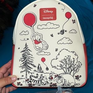 Disney loungefly Winnie the Pooh balloon mini backpack